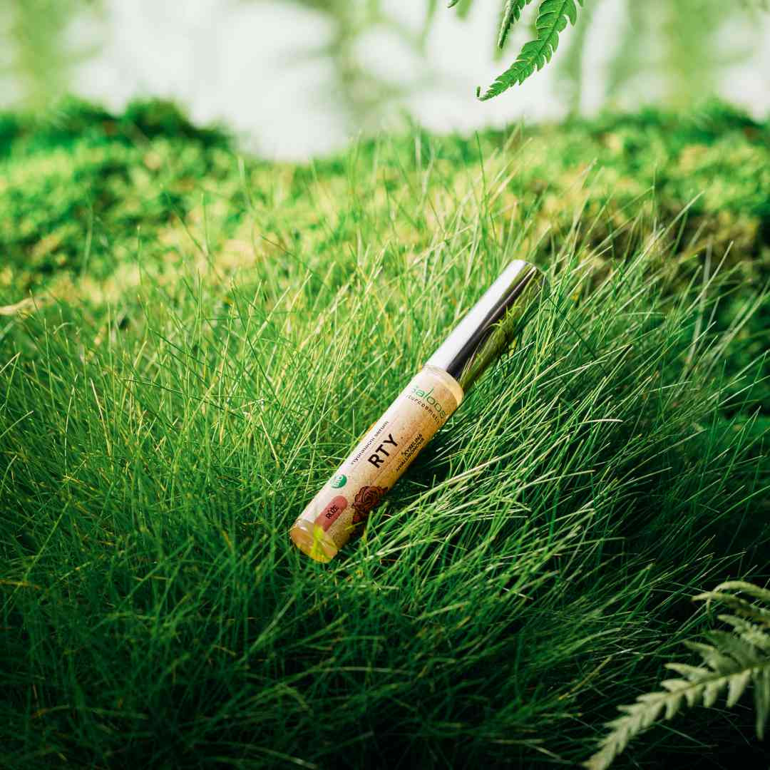 Bio hydratační sérum na rty Růže 7 ml – Saloos
